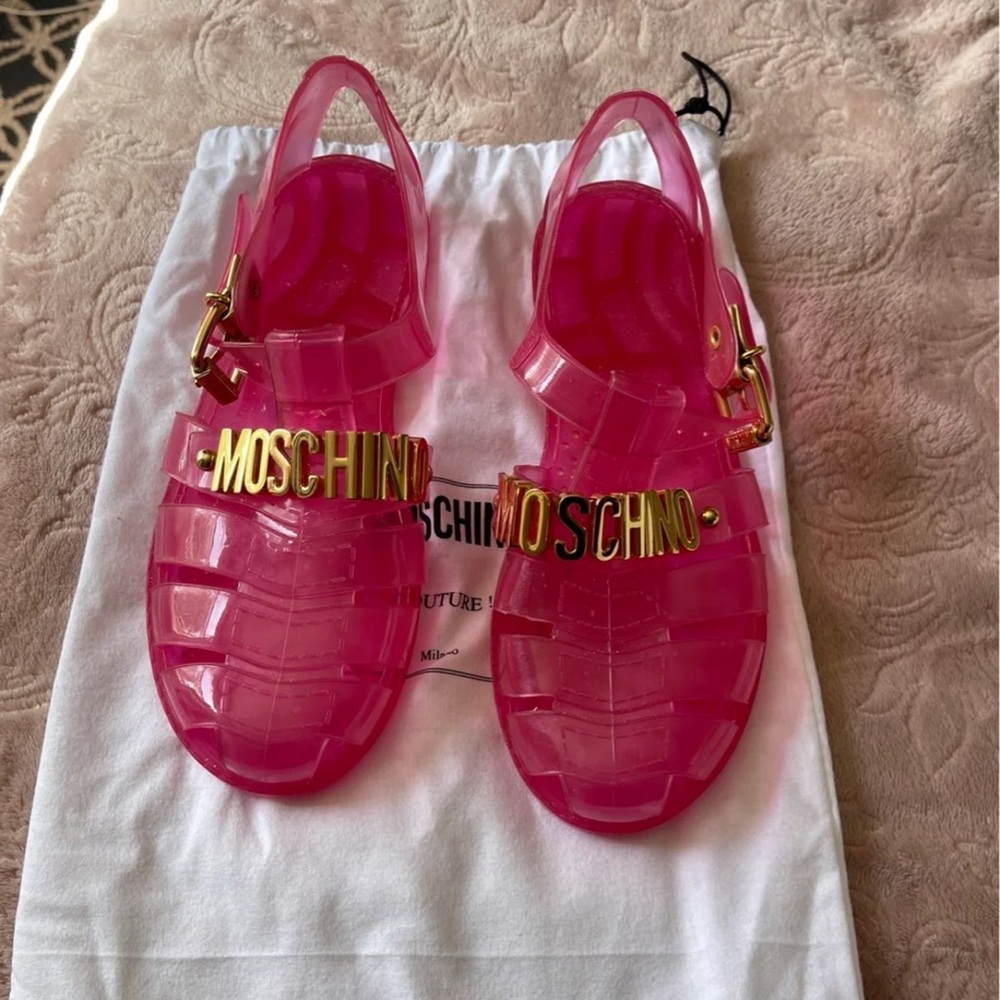Jelly shoes
